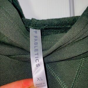 Cropped XLarge Fabletics hoodie